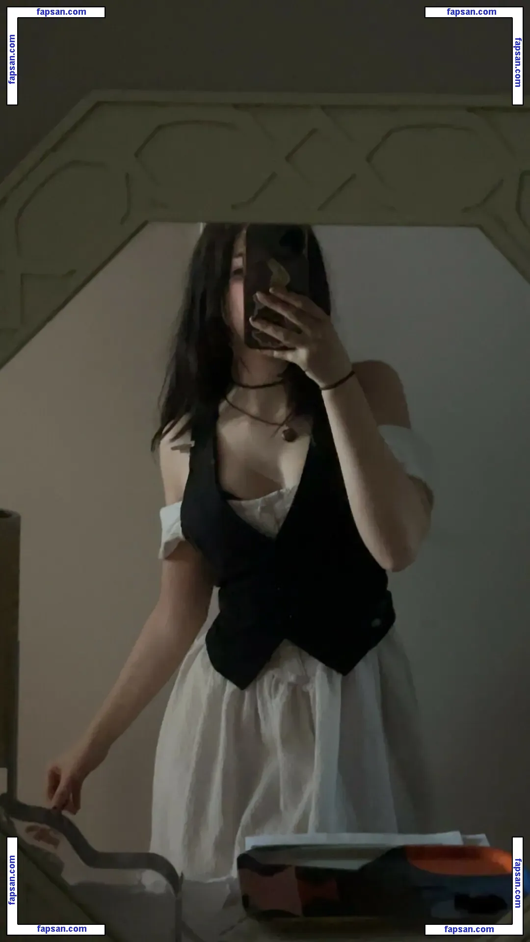 Minaph1ne nude photo #0007 from OnlyFans