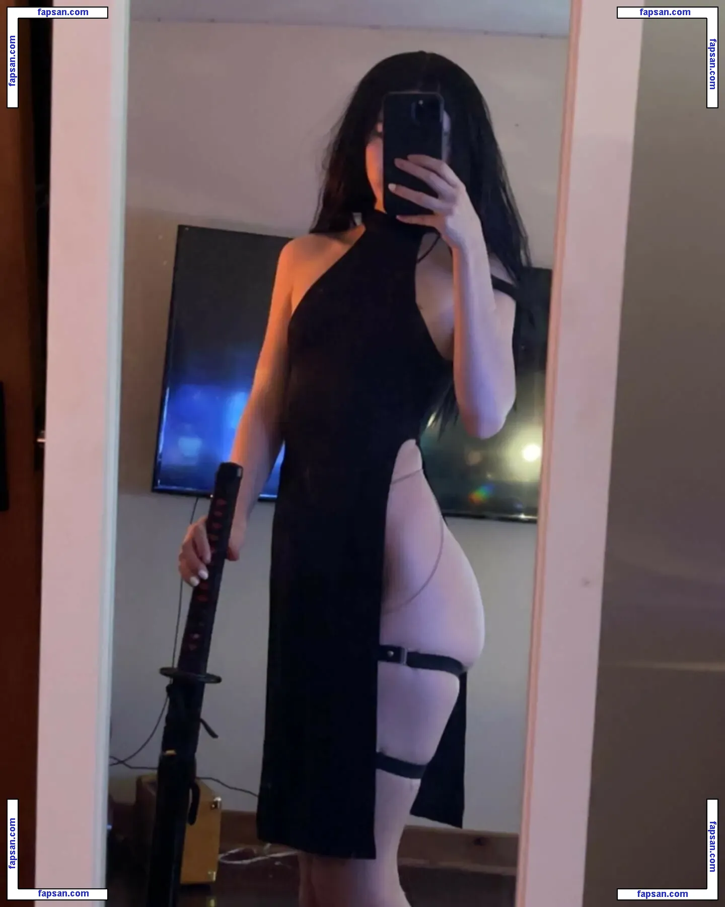 Minaph1ne nude photo #0009 from OnlyFans