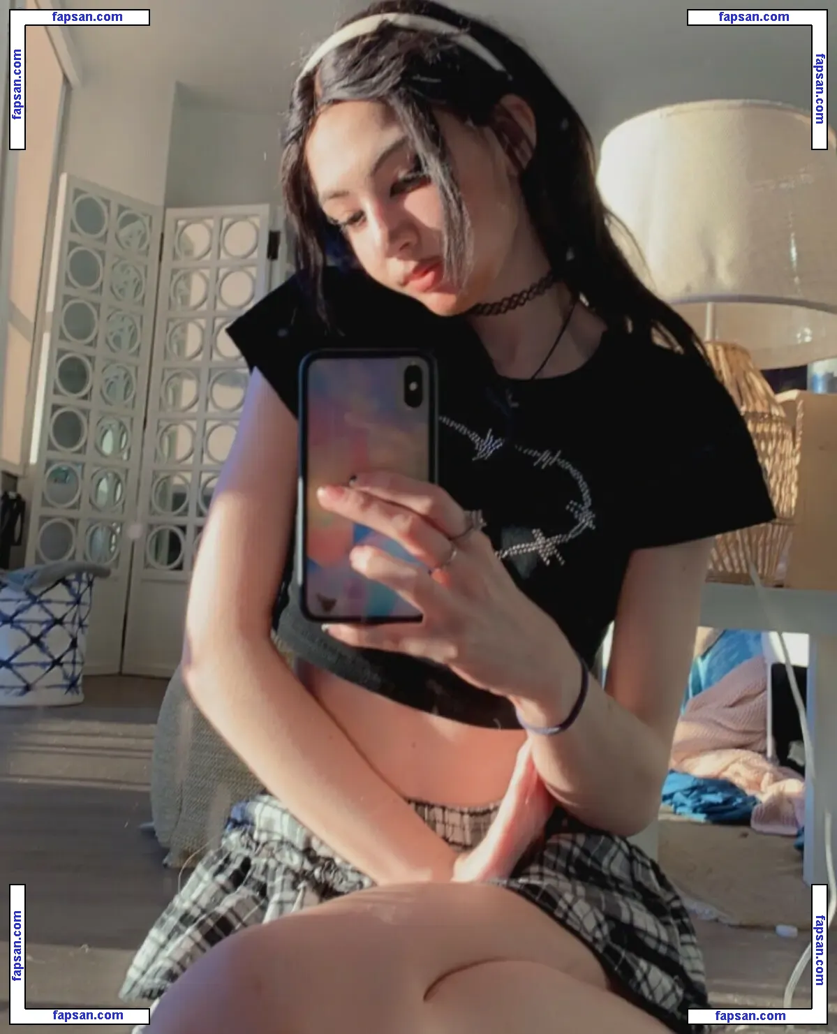 Minaph1ne nude photo #0015 from OnlyFans