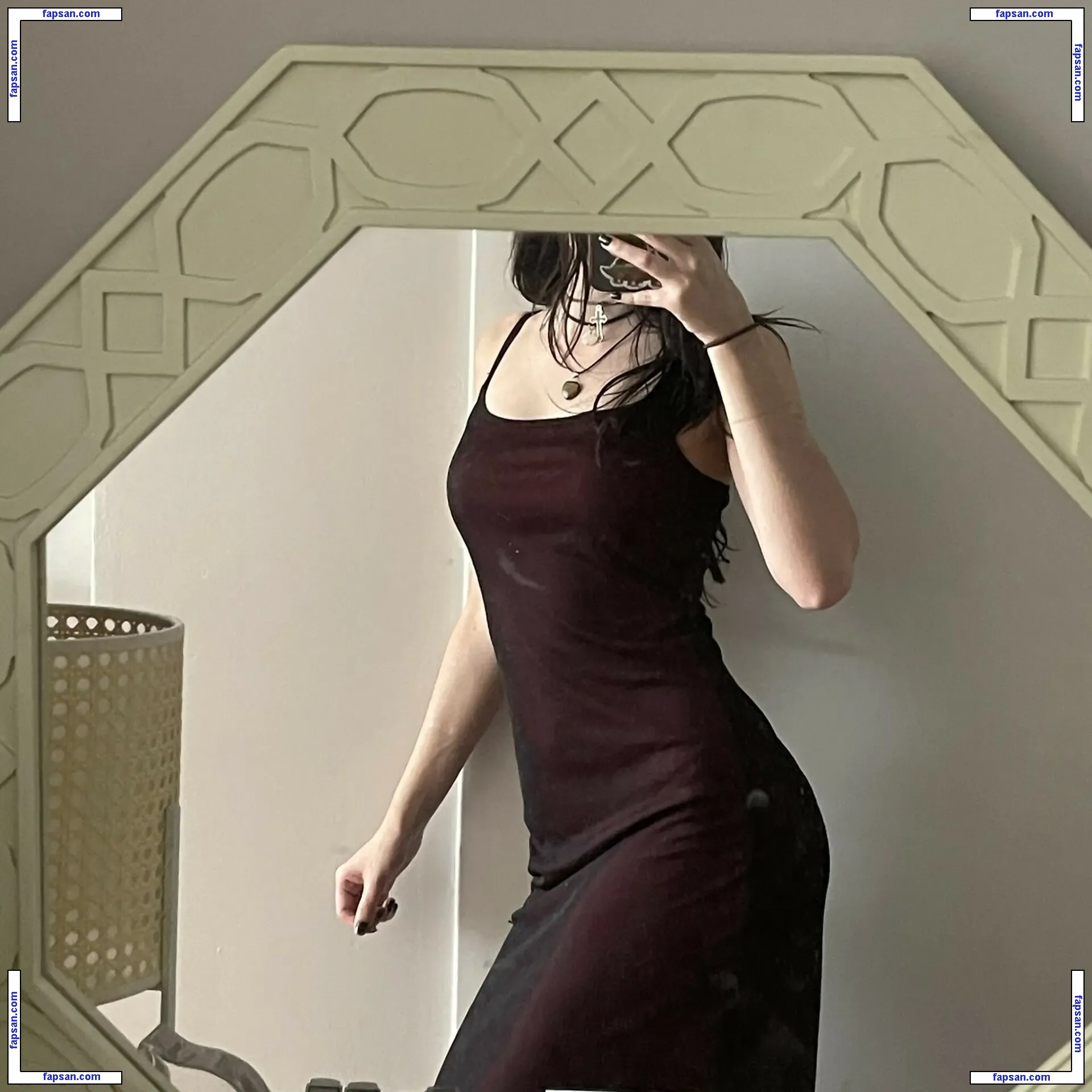 Minaph1ne nude photo #0020 from OnlyFans