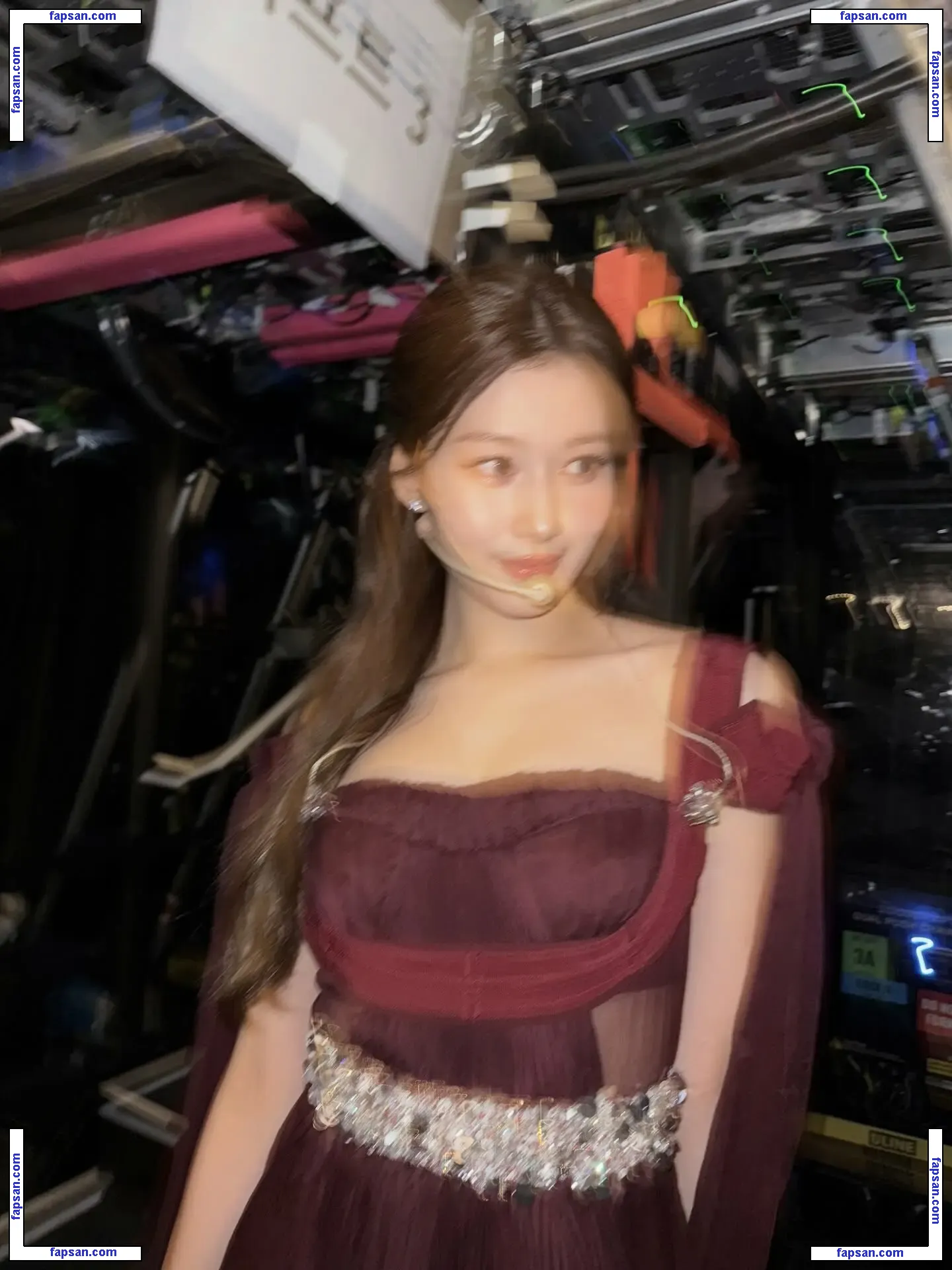 Minatozaki Sana голая фото #0020 с Онлифанс