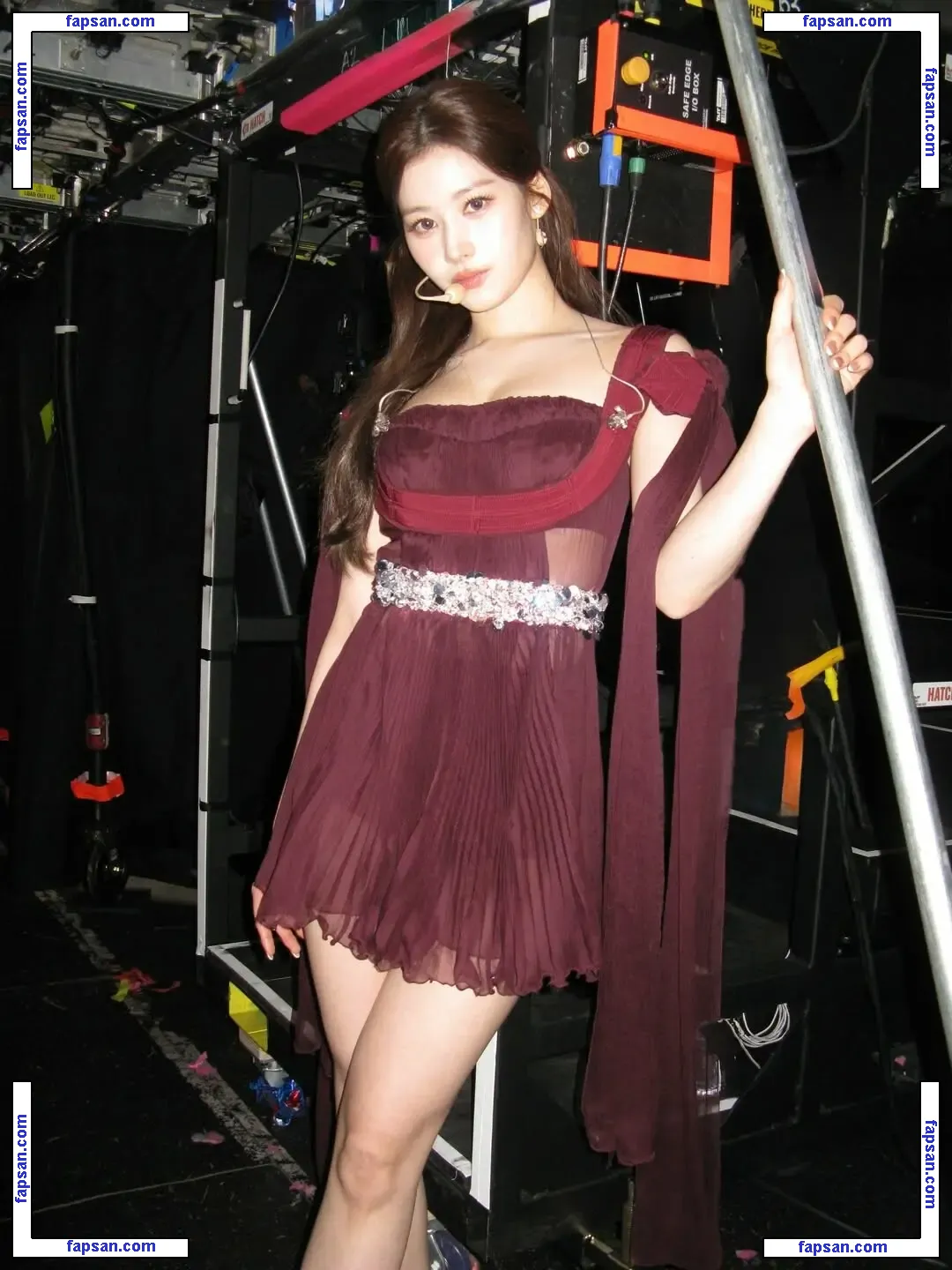 Minatozaki Sana голая фото #0021 с Онлифанс