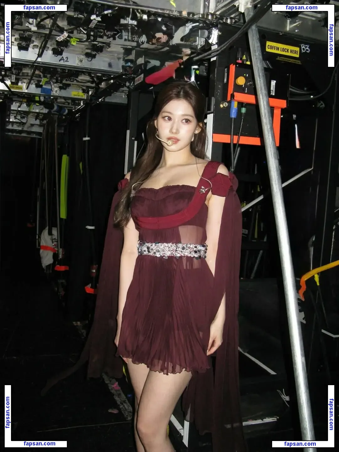 Minatozaki Sana голая фото #0022 с Онлифанс