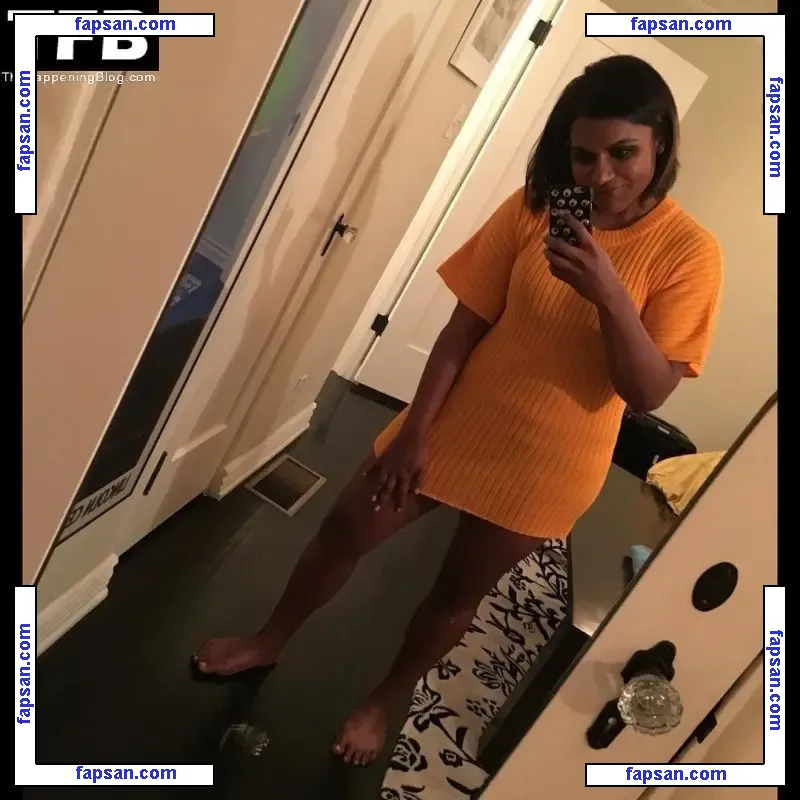 Mindy Kaling nude photo #0047 from OnlyFans