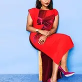 Mindy Kaling голая #0030