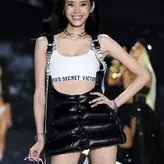 Ming Xi голая #0009