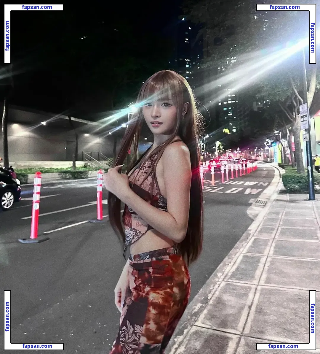 Mingmihoo nude photo #0121 from OnlyFans