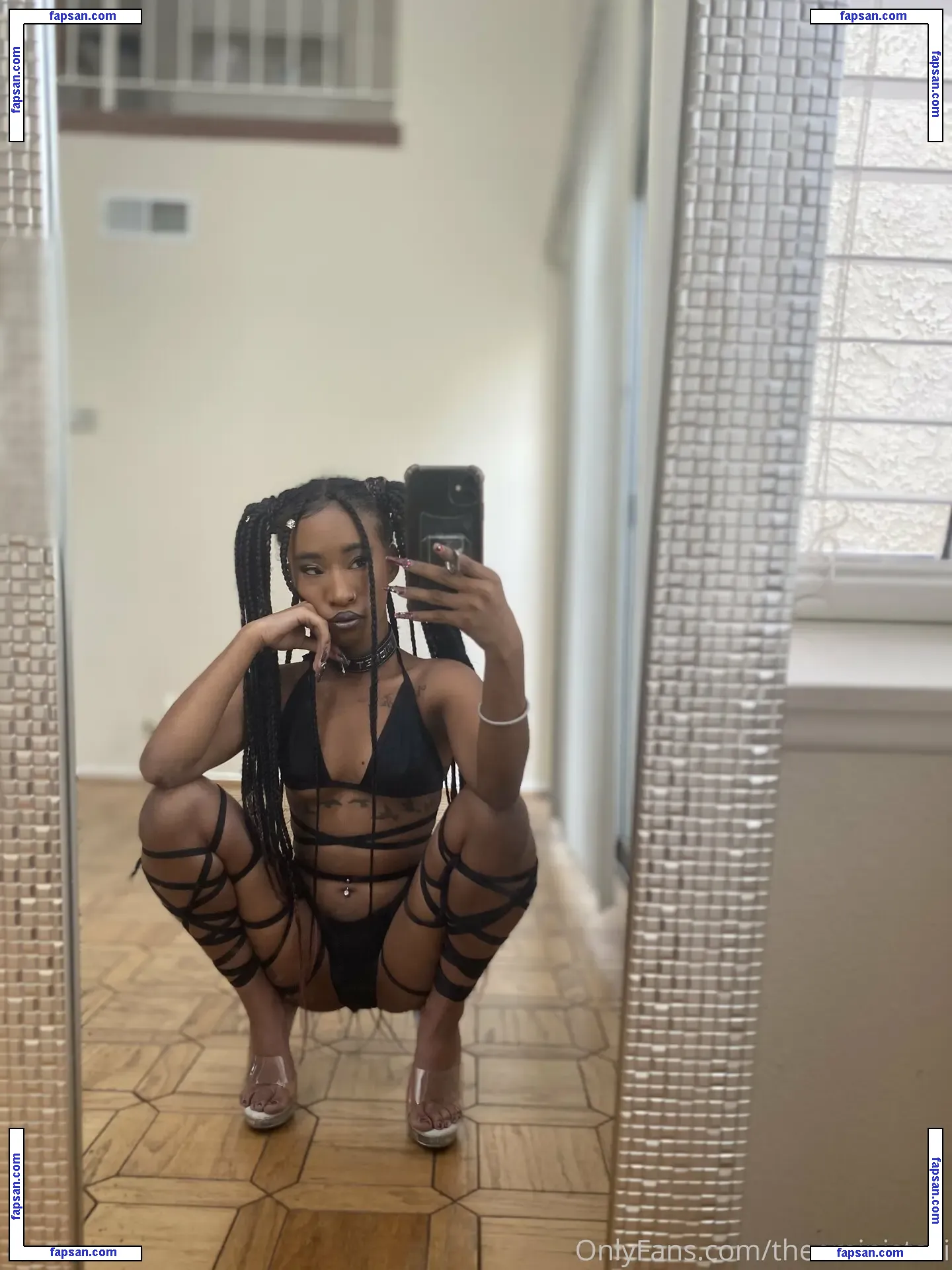 Mini Stalli голая фото #0061 с Онлифанс