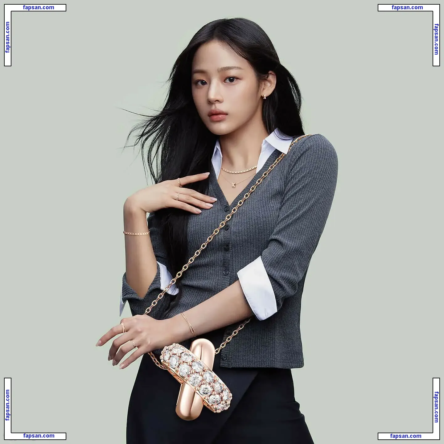 Minji (NewJeans) nude photo #0019 from OnlyFans