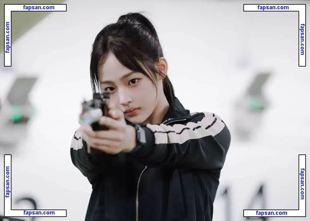 Minji (NewJeans) nude photo #0028 from OnlyFans