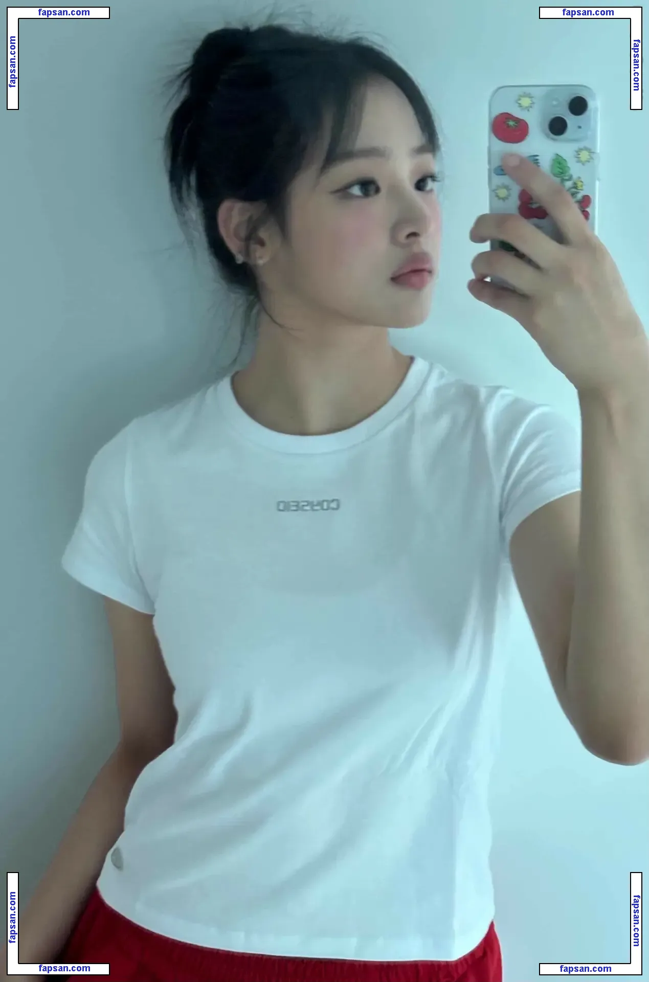 Minji (NewJeans) nude photo #0033 from OnlyFans