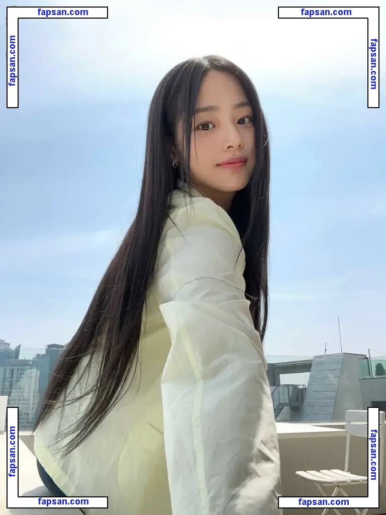 Minji (NewJeans) nude photo #0038 from OnlyFans