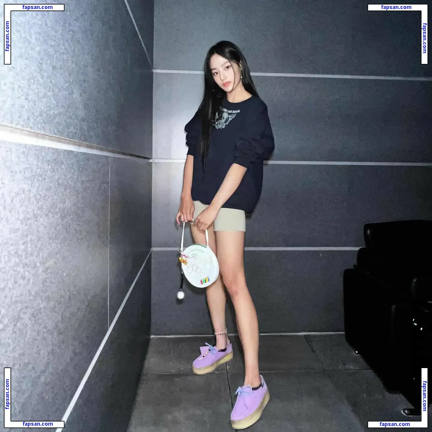 Minji (NewJeans) nude photo #0065 from OnlyFans