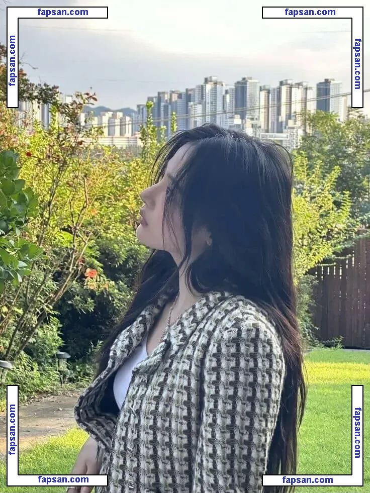 Minji nude photo #0285 from OnlyFans