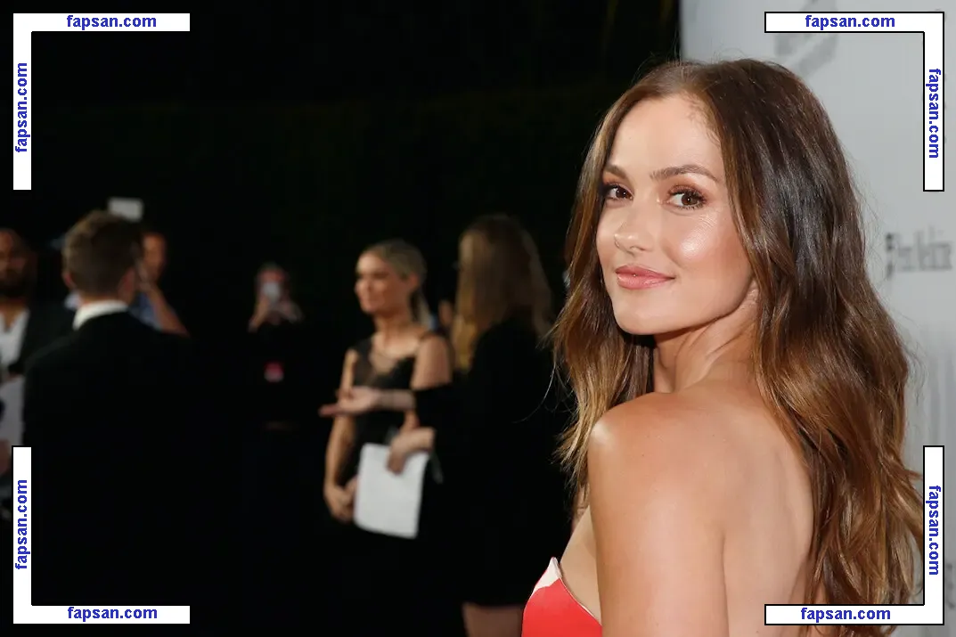 minkakelly голая фото #0002 с Онлифанс