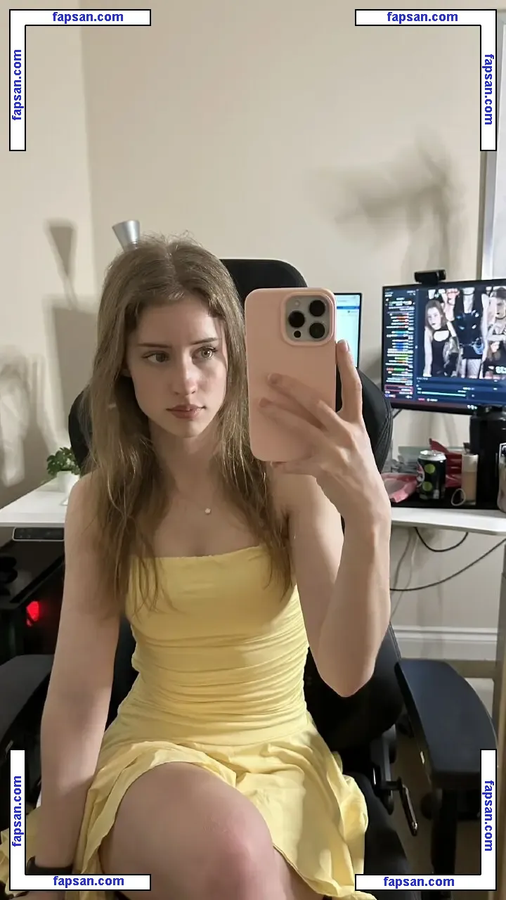 mira.004 nude photo #0994 from OnlyFans