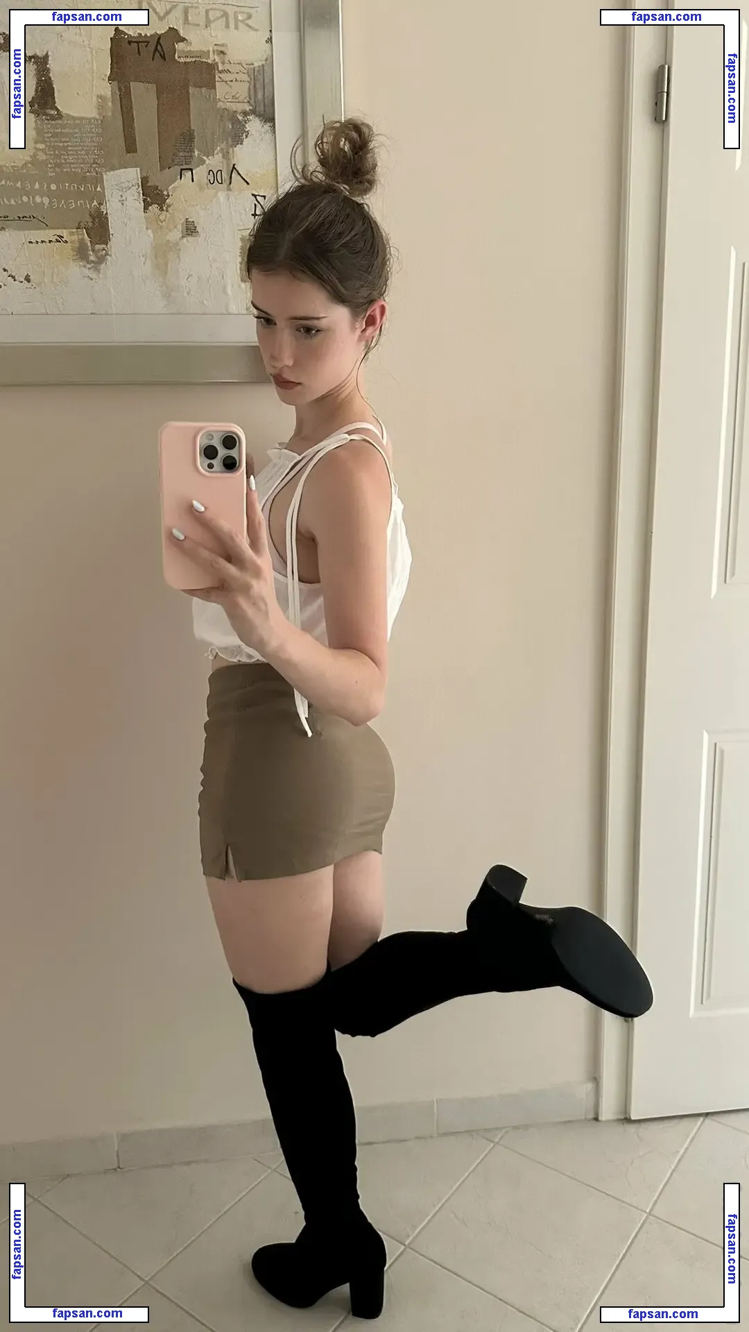 mira.004 nude photo #1018 from OnlyFans