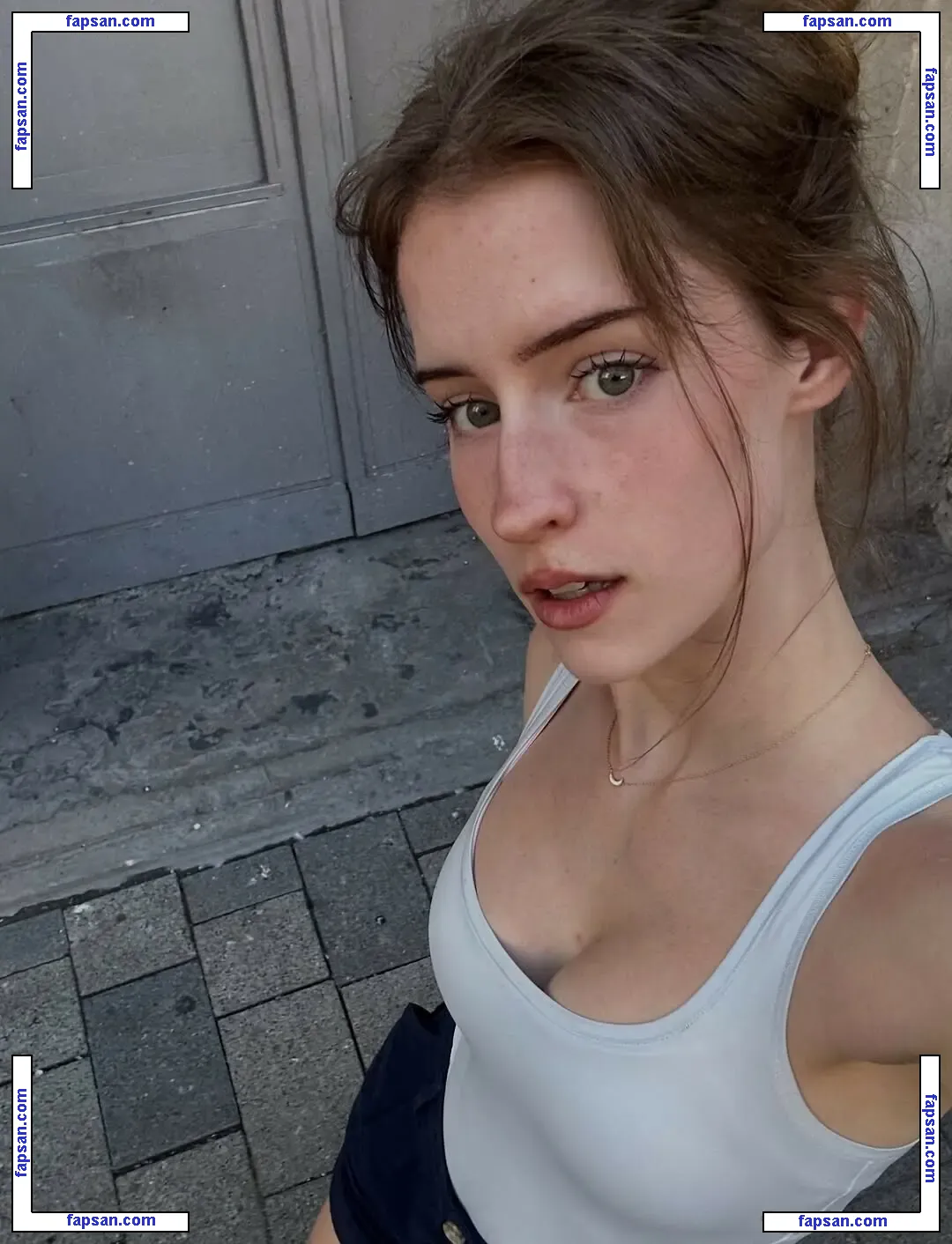 mira.004 nude photo #1082 from OnlyFans