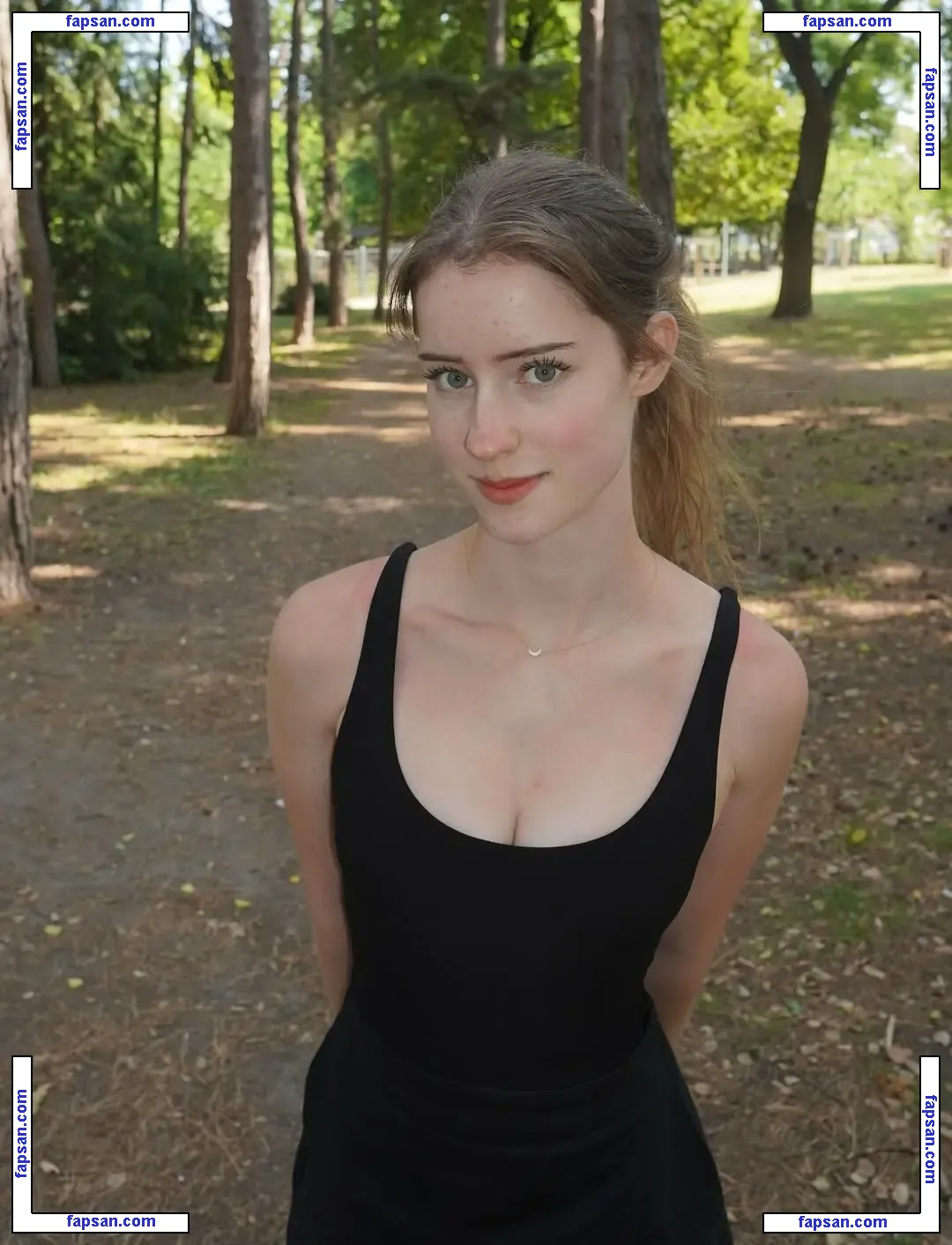 mira.004 nude photo #1083 from OnlyFans