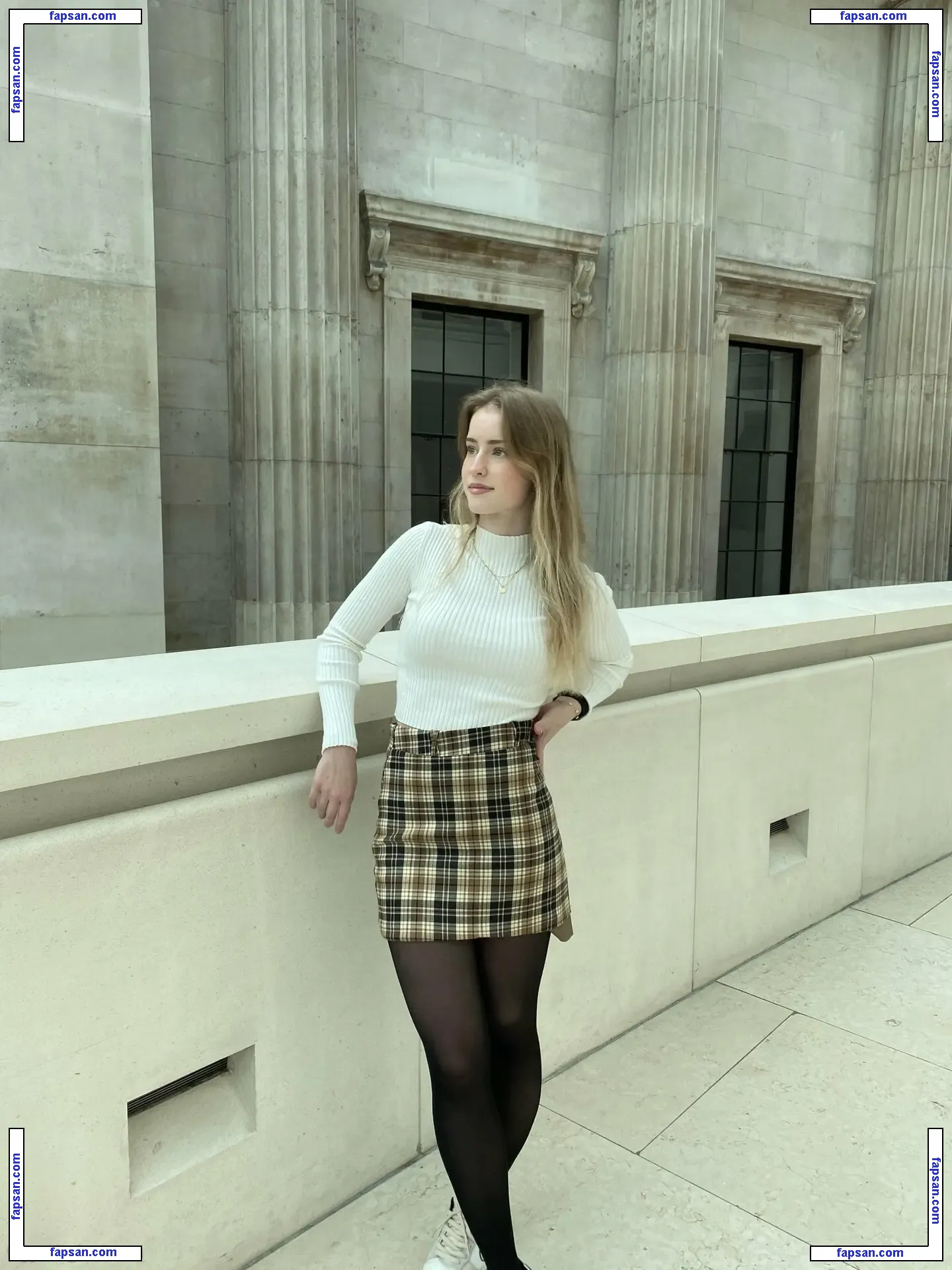 mira.004 nude photo #1226 from OnlyFans