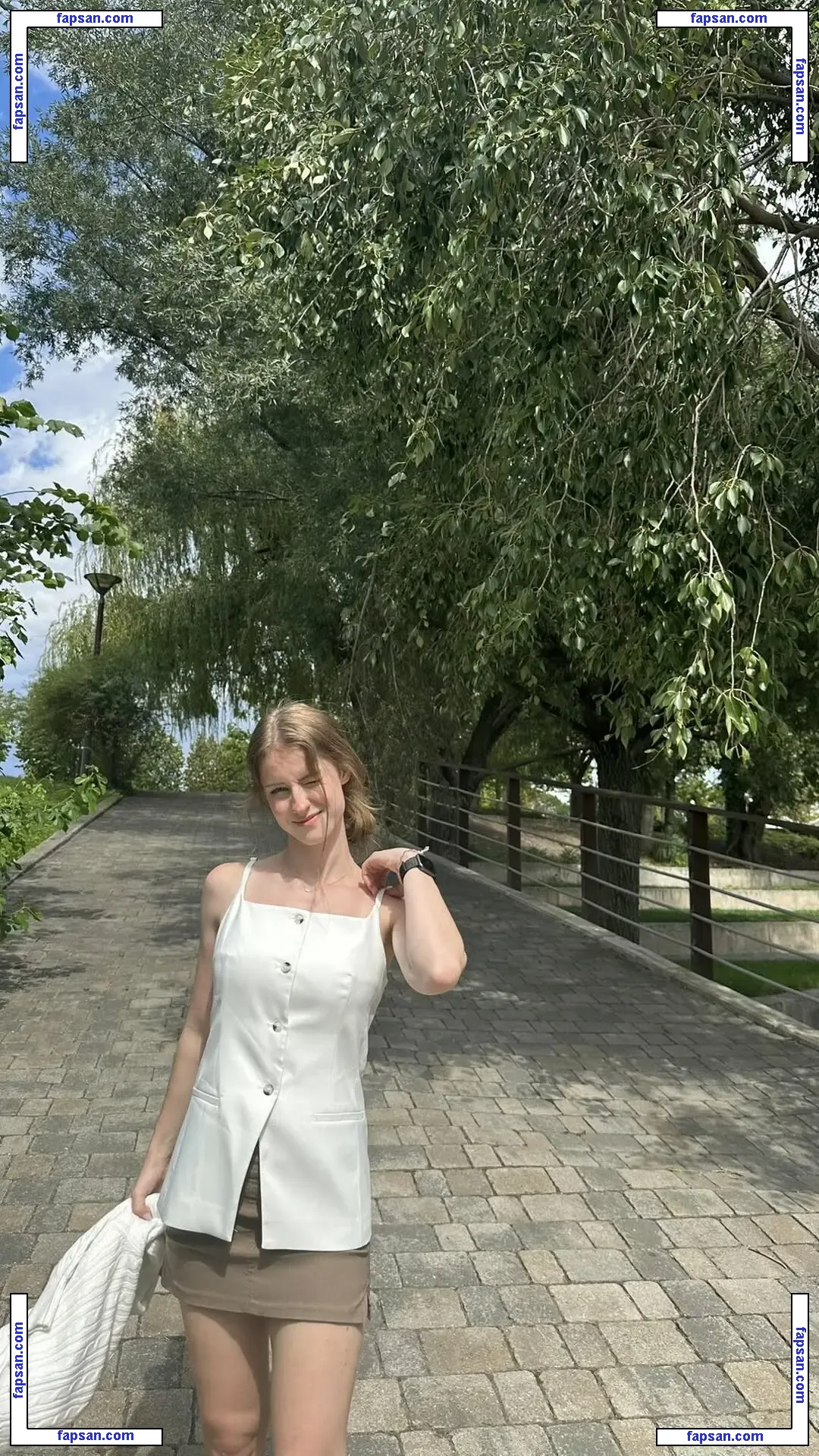 mira.004 nude photo #1247 from OnlyFans