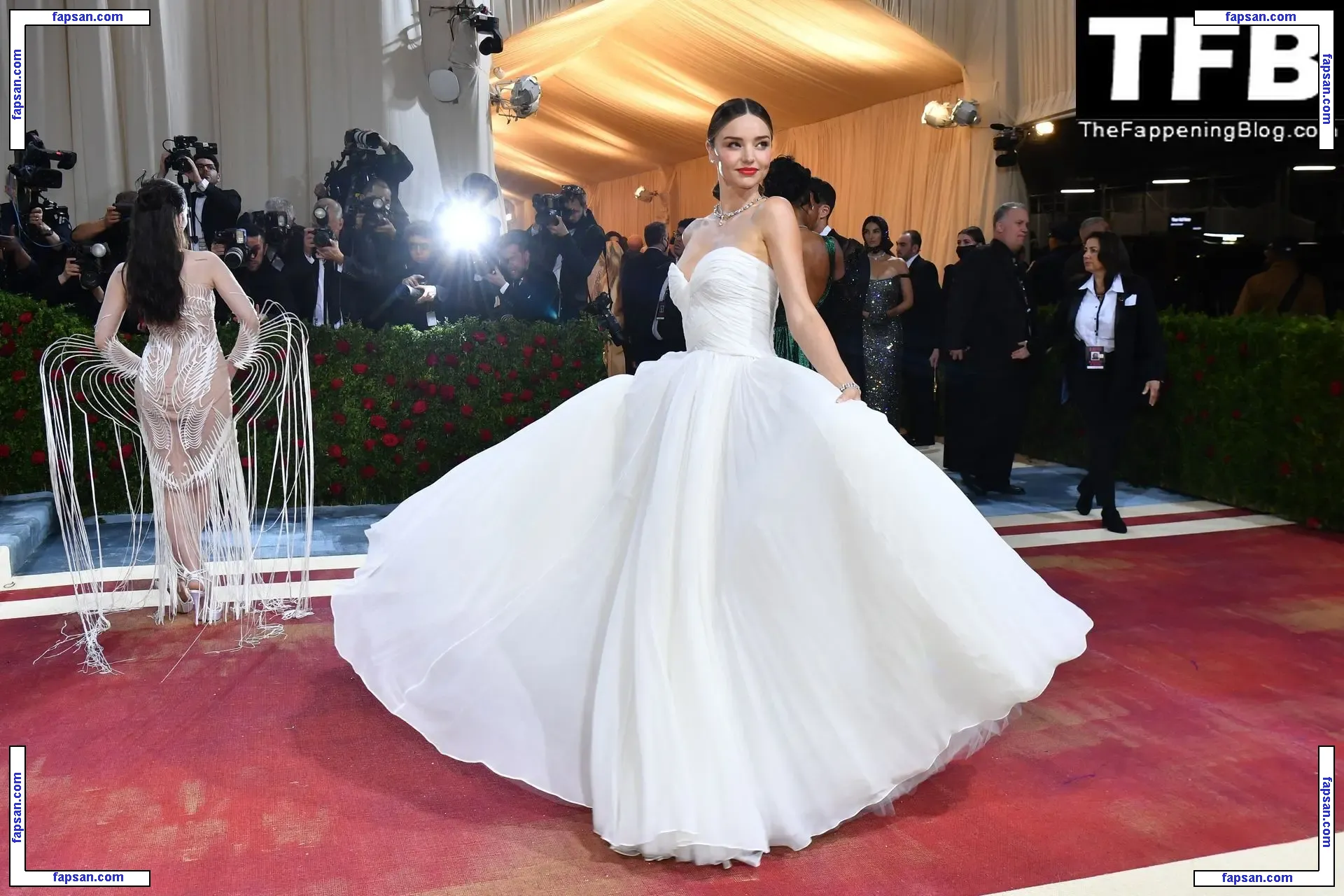 Miranda Kerr nude photo #0471 from OnlyFans