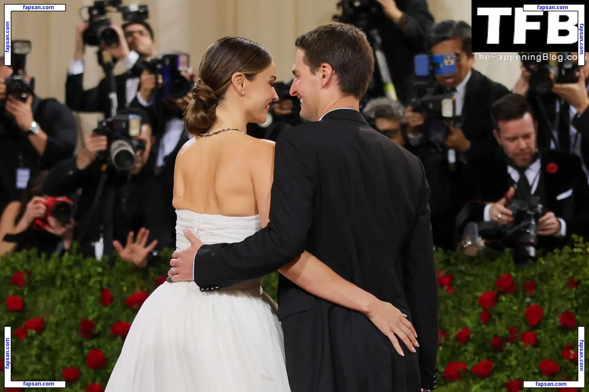 Miranda Kerr nude photo #0491 from OnlyFans