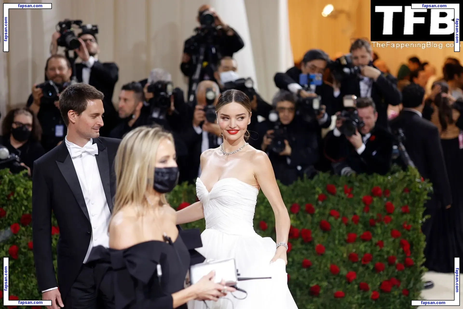 Miranda Kerr nude photo #0504 from OnlyFans