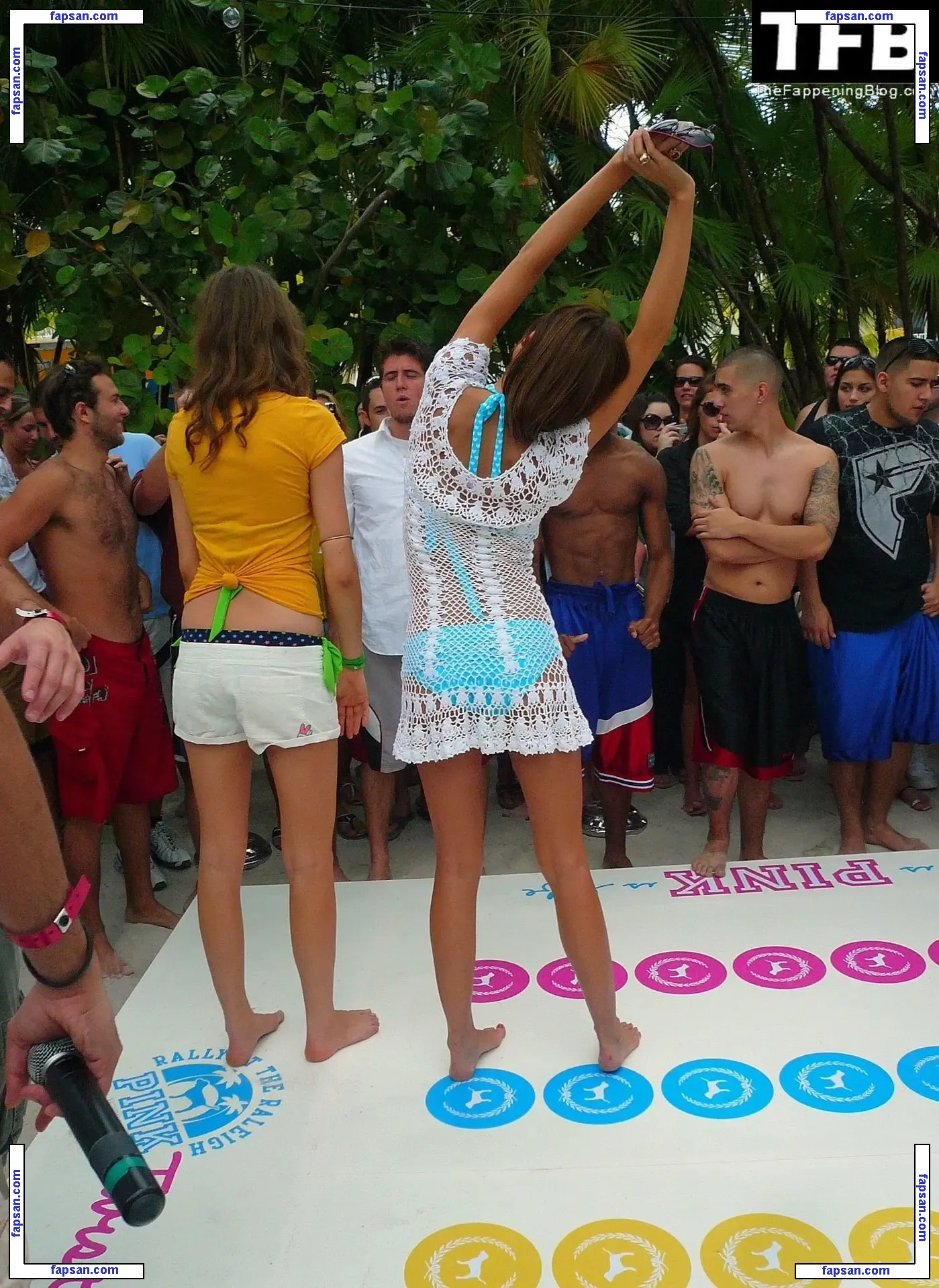 Miranda Kerr nude photo #0692 from OnlyFans