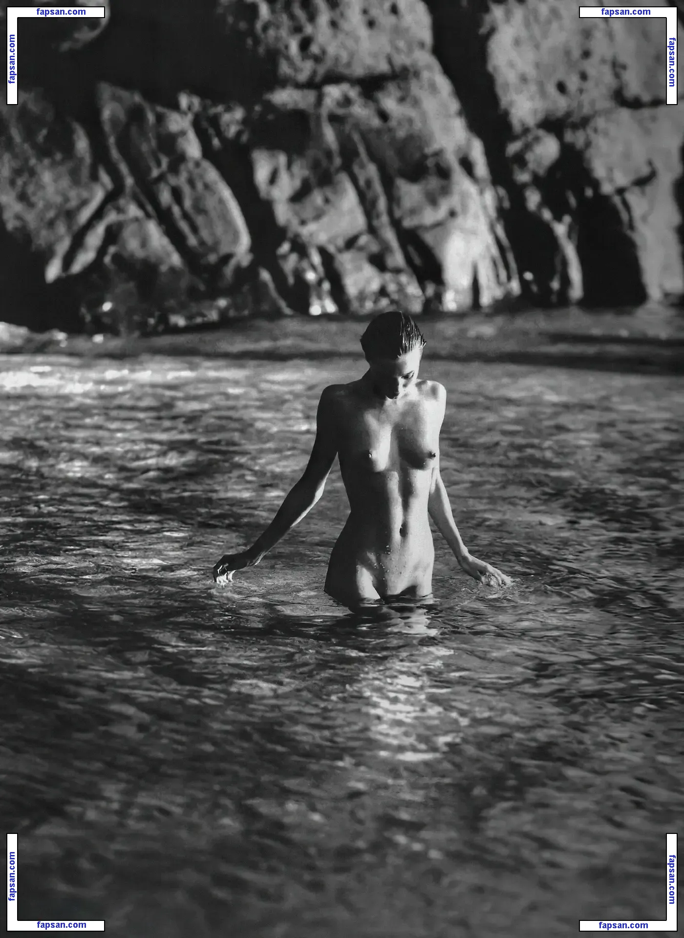 Miranda Kerr nude photo #0888 from OnlyFans