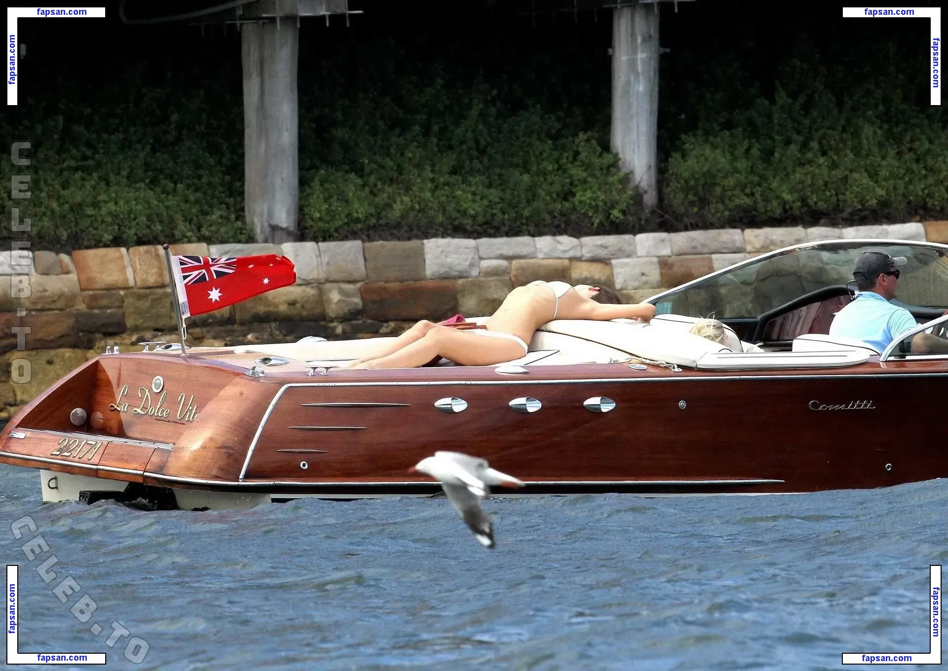 Miranda Kerr nude photo #1110 from OnlyFans