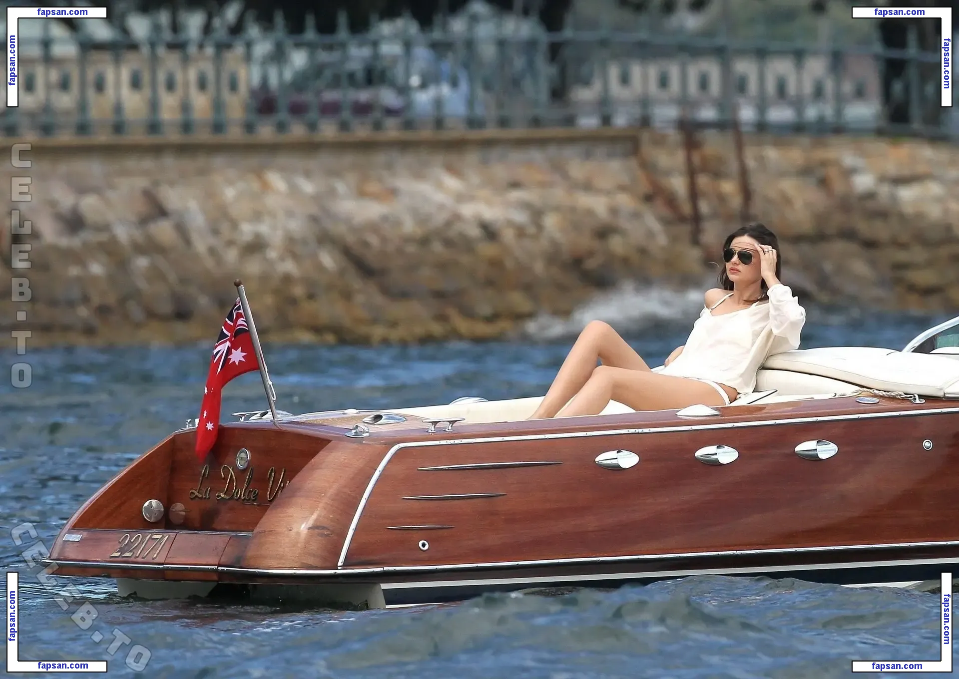 Miranda Kerr nude photo #1118 from OnlyFans