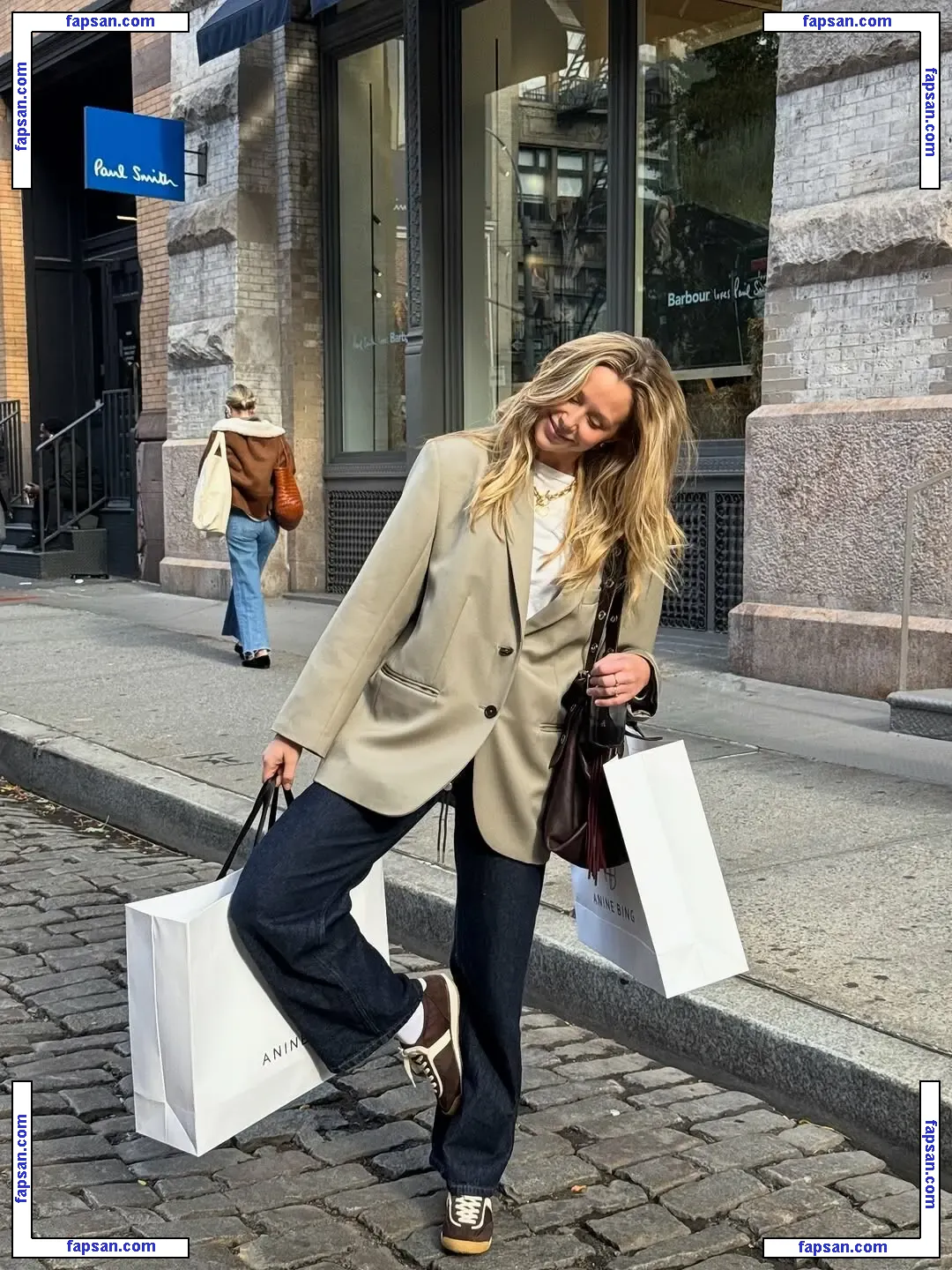 Miranda McKeon nude photo #0018 from OnlyFans