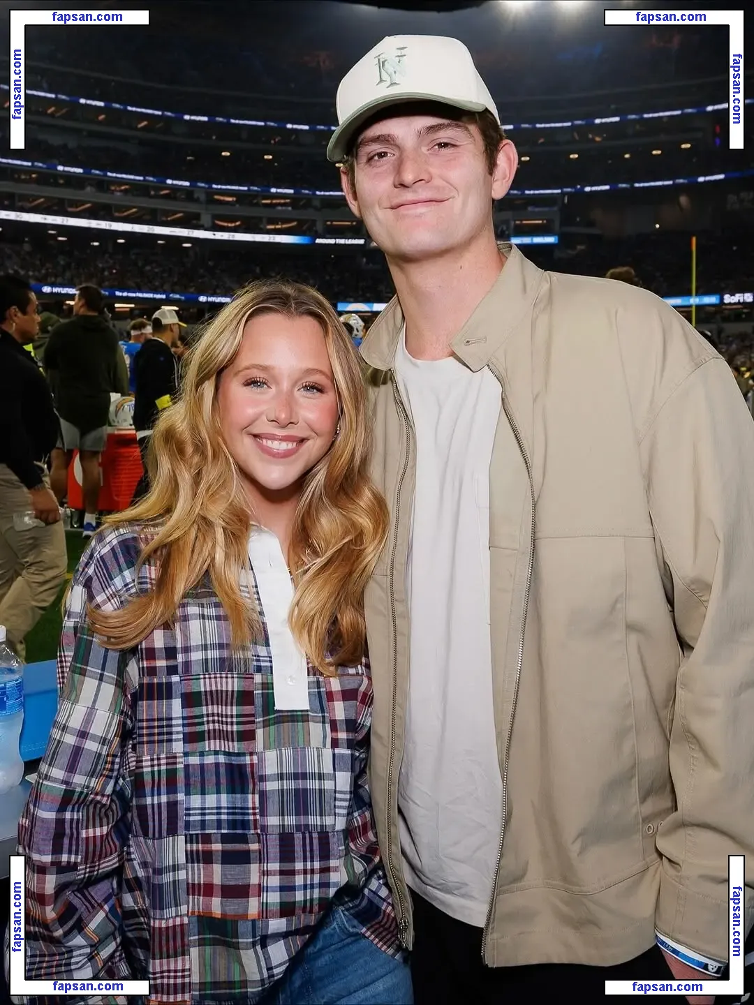 Miranda McKeon nude photo #0021 from OnlyFans