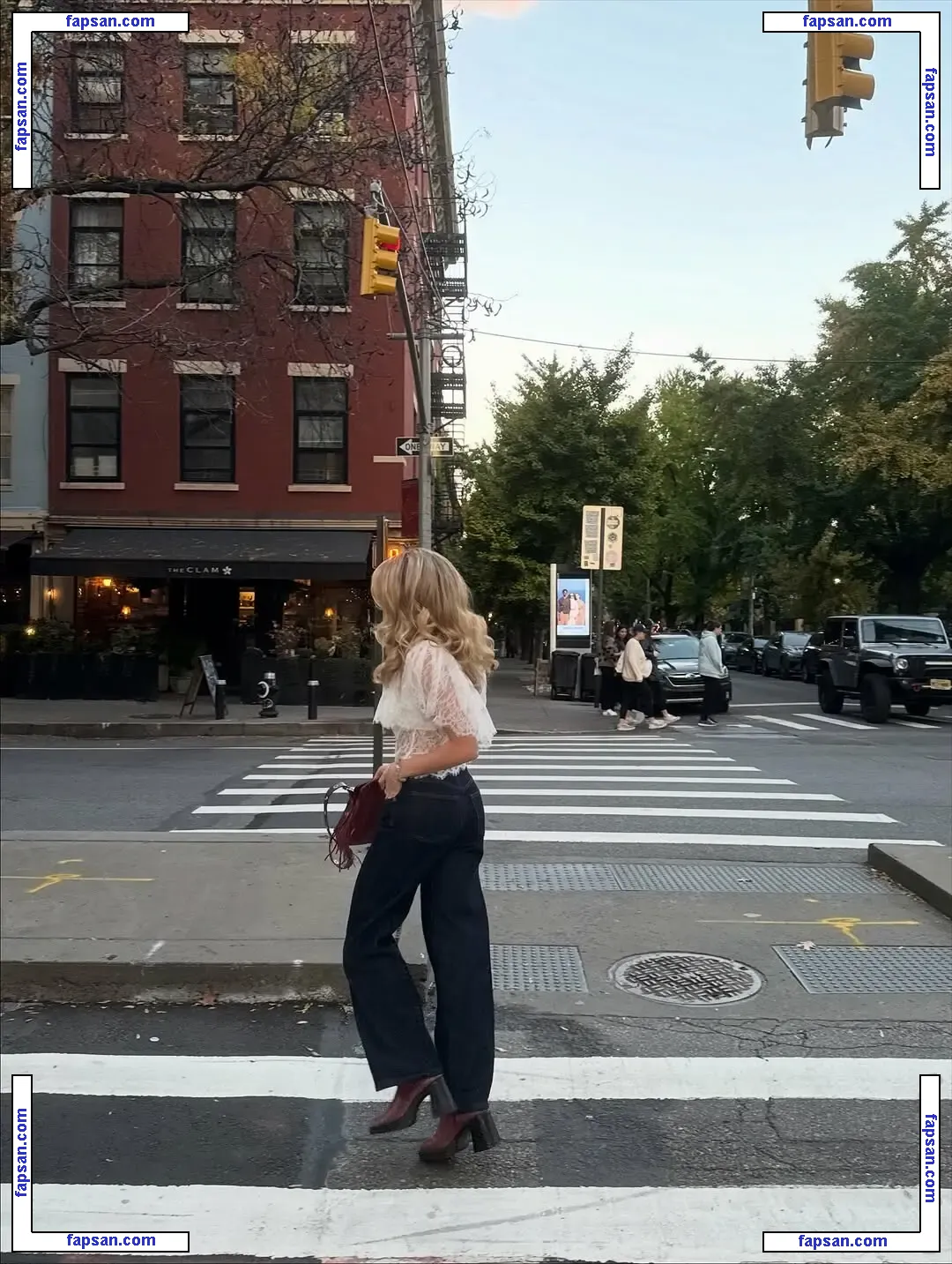 Miranda McKeon nude photo #0024 from OnlyFans