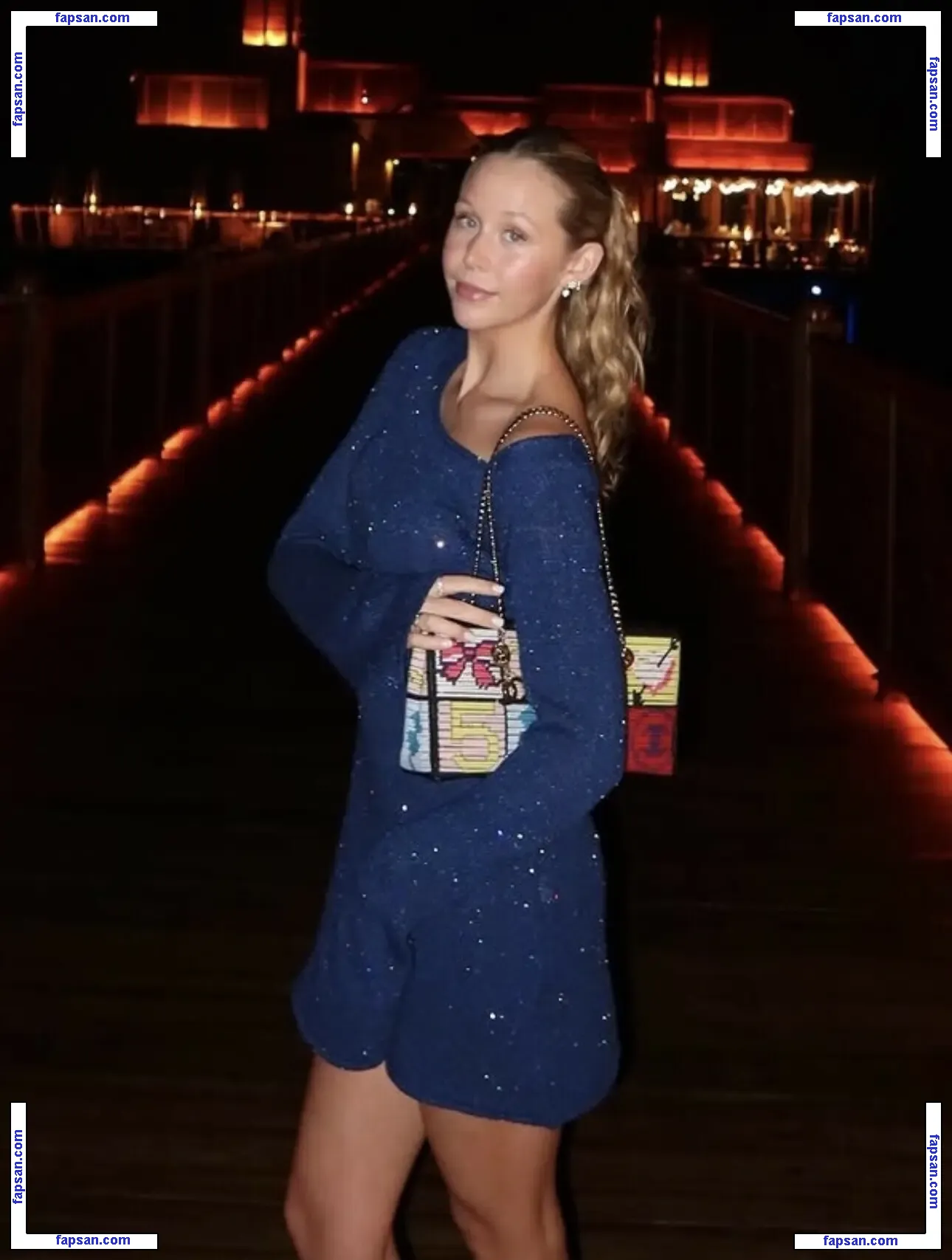 Miranda McKeon nude photo #0031 from OnlyFans