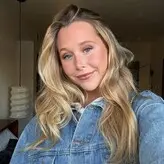 Miranda McKeon nude #0017