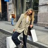 Miranda McKeon nude #0018