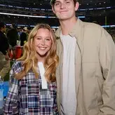 Miranda McKeon nude #0021