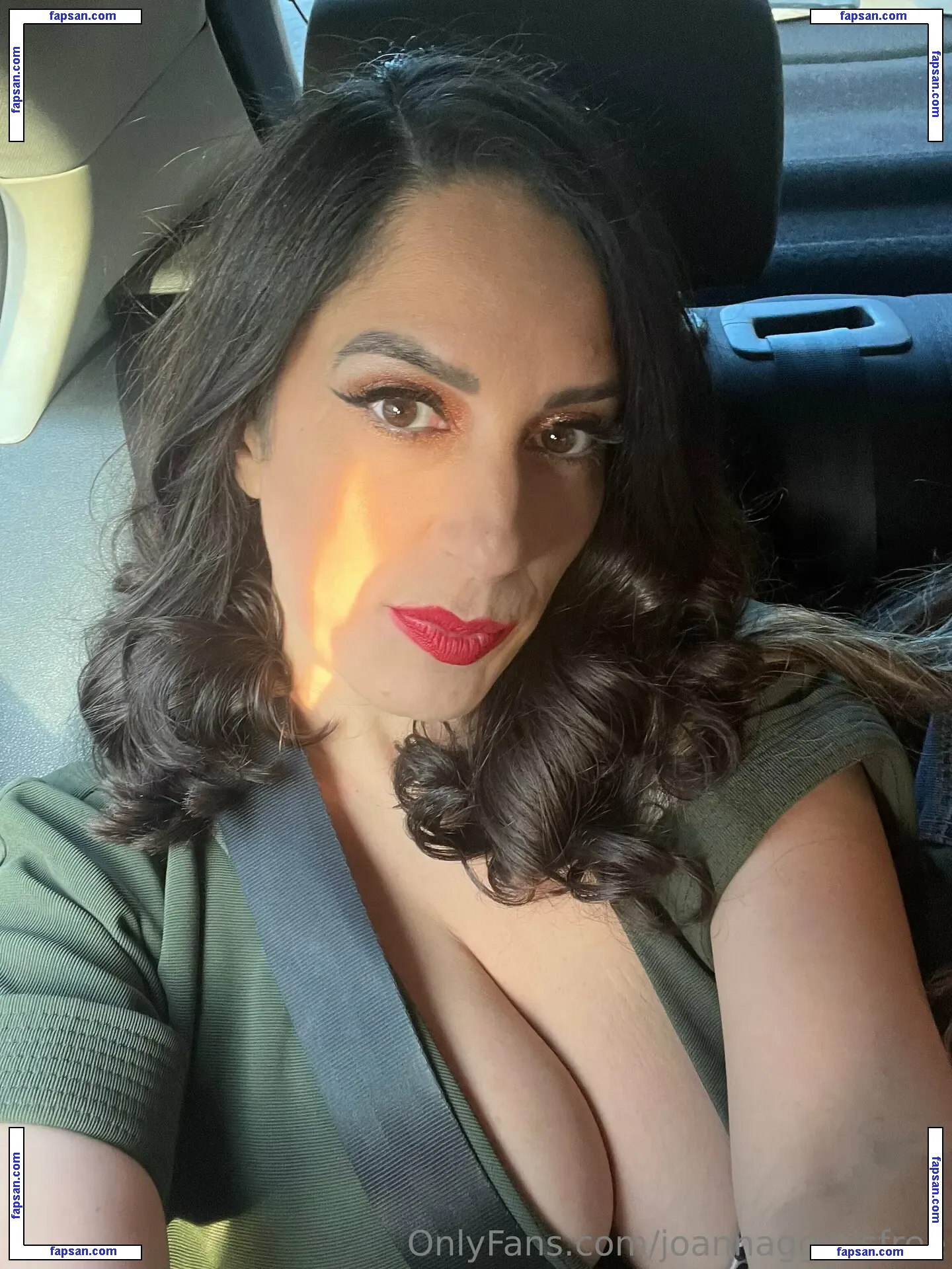 mirandamaracasfree nude photo #0019 from OnlyFans