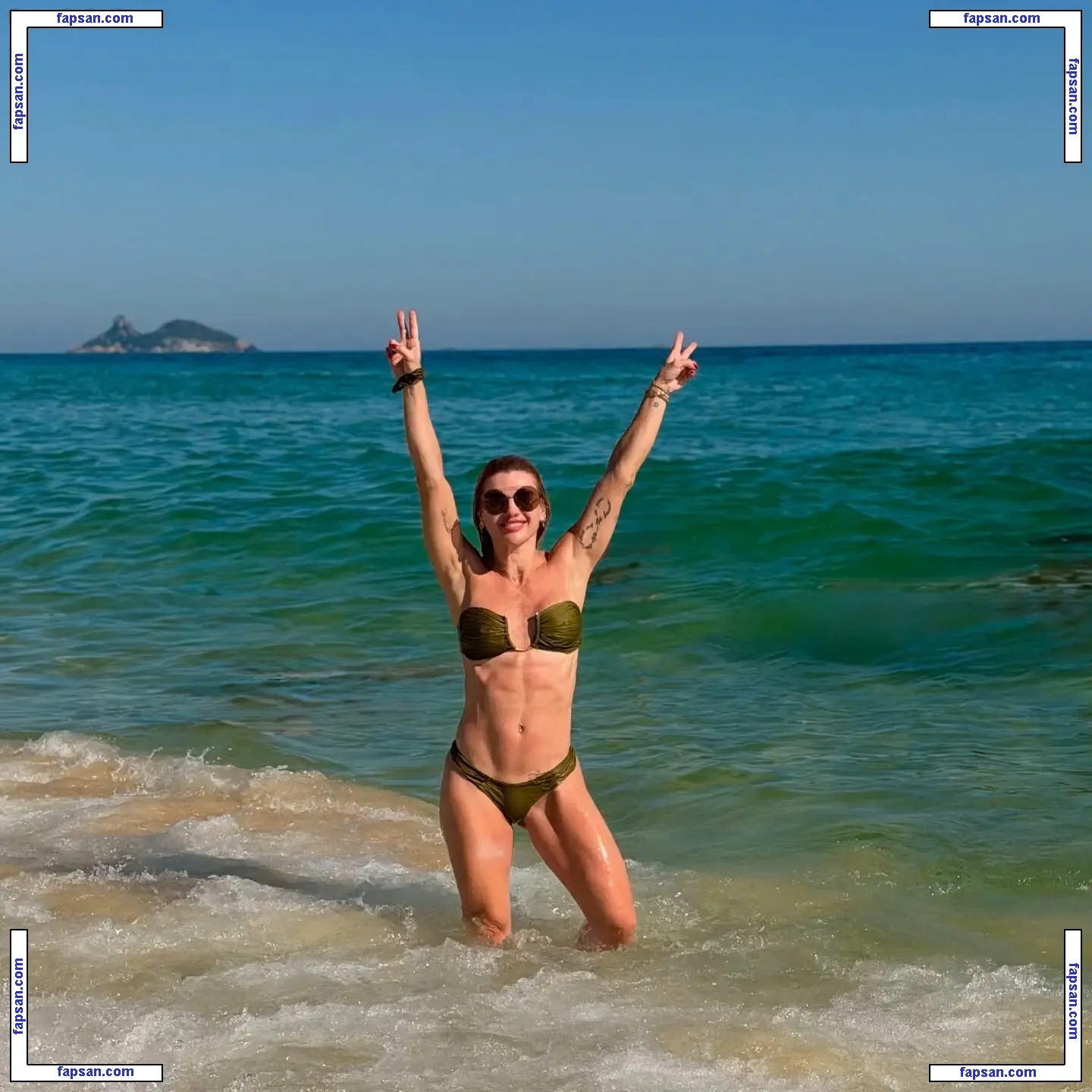 Mirella Santos nude photo #0072 from OnlyFans