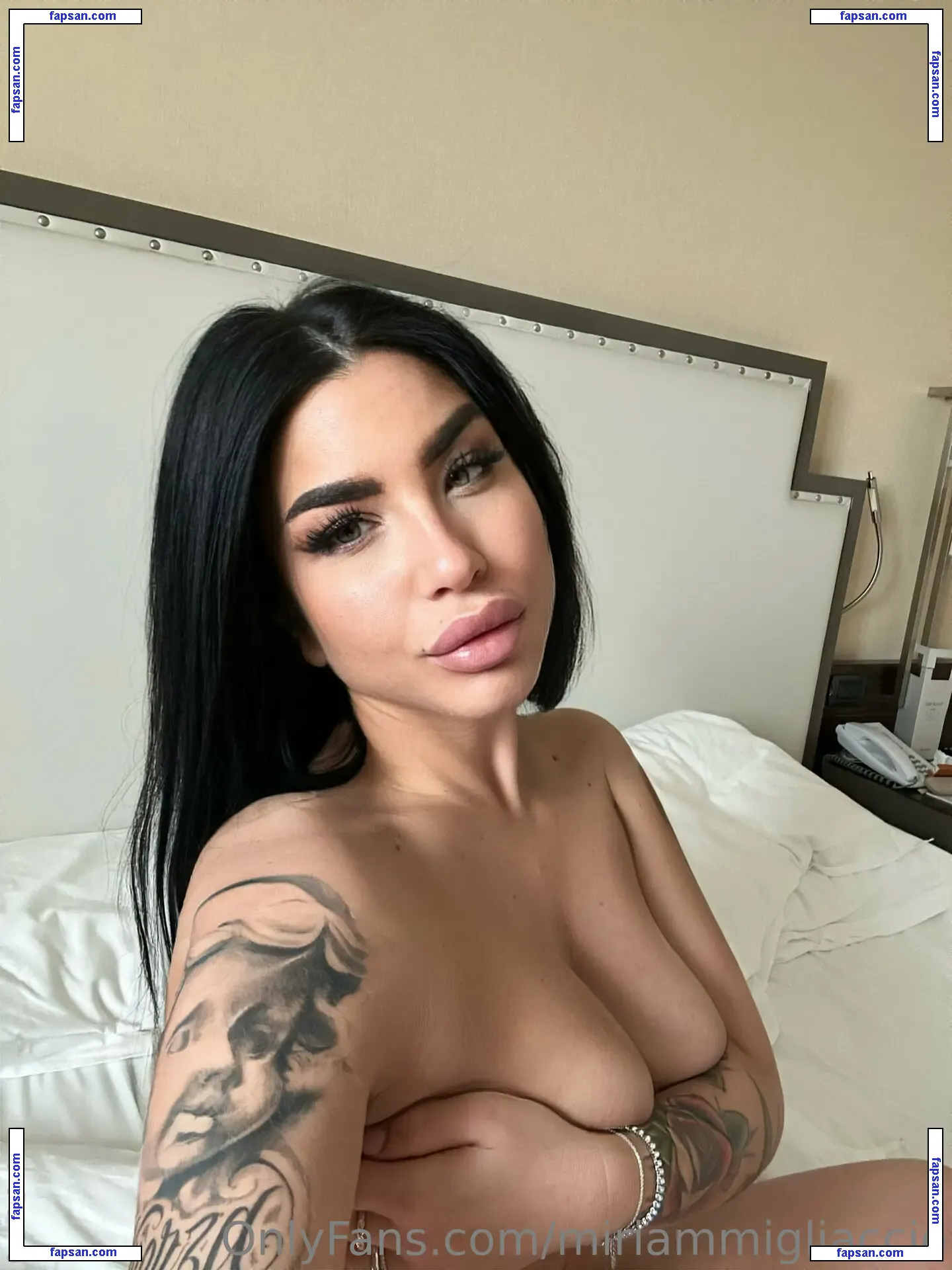 miriammigliaccio nude photo #0009 from OnlyFans