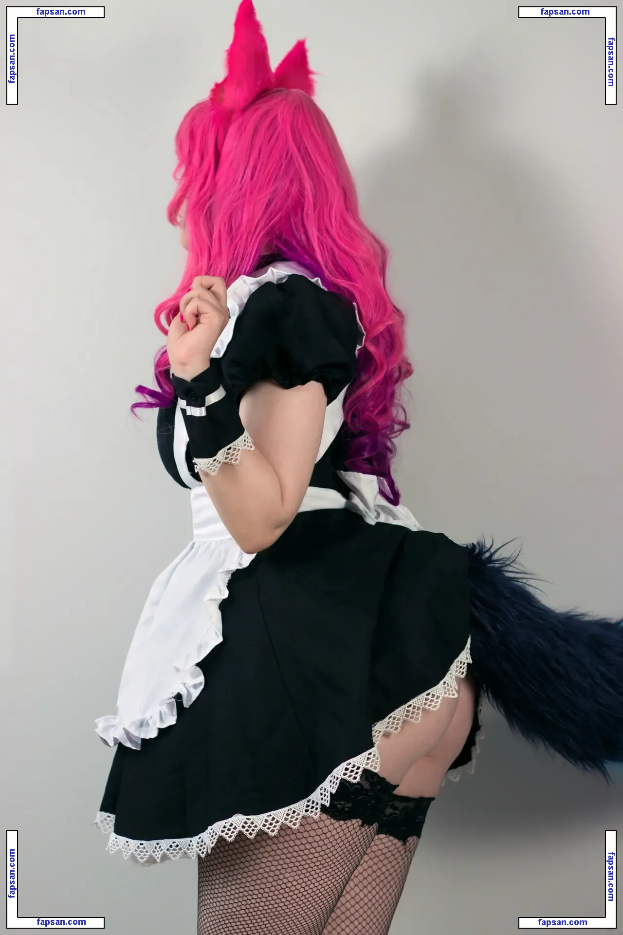 Mirikashi Cosplay nude photo #0206 from OnlyFans