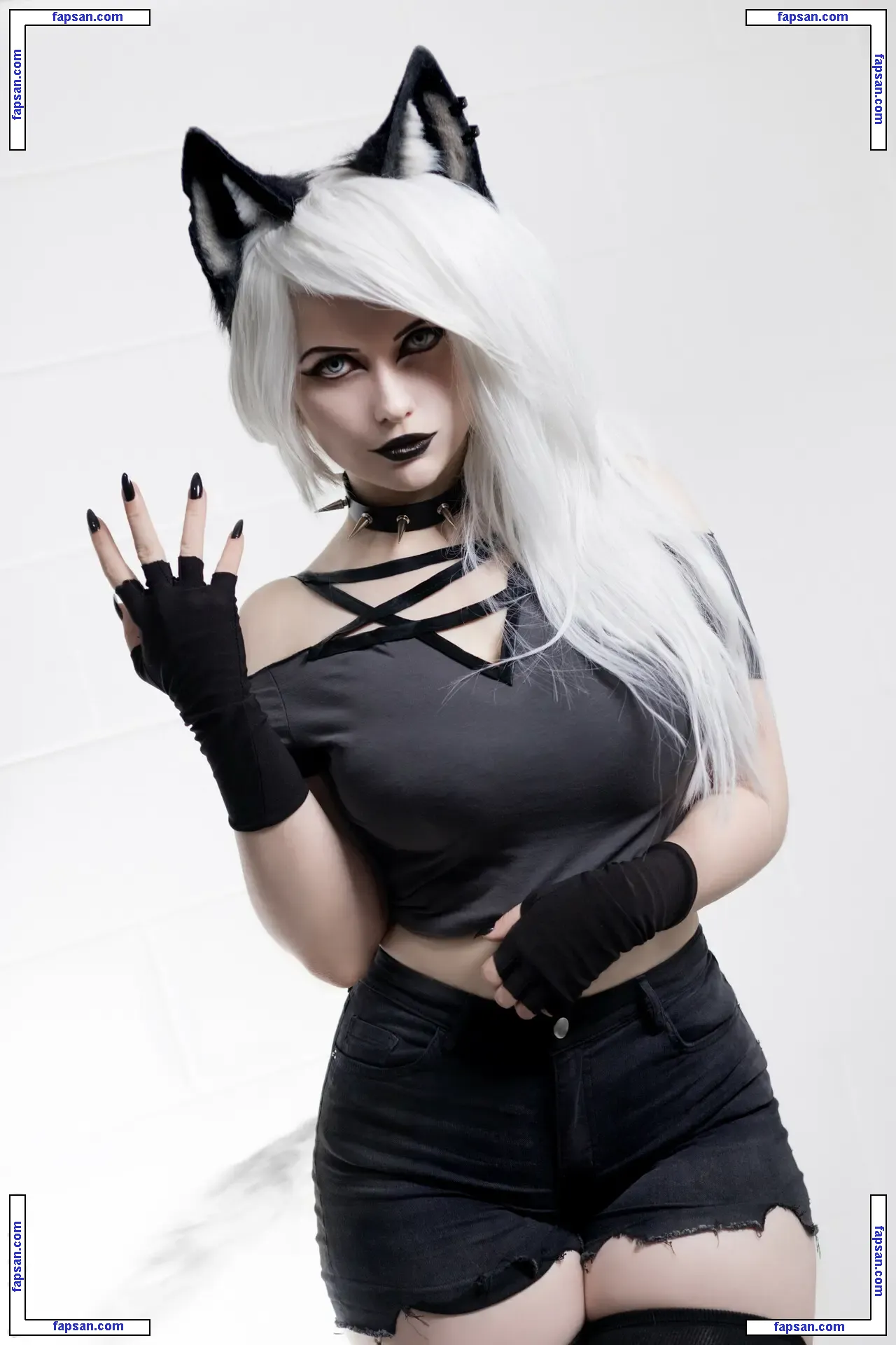 Mirikashi Cosplay nude photo #0593 from OnlyFans