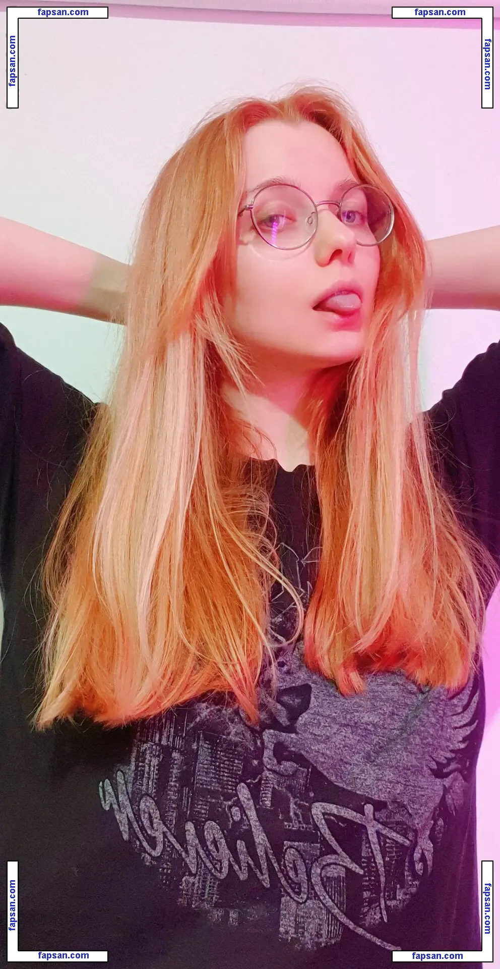 Mirikashi Cosplay nude photo #0632 from OnlyFans