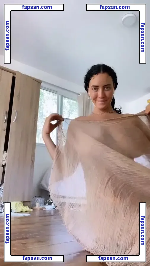 Mirlen Hits голая фото #0051 с Онлифанс