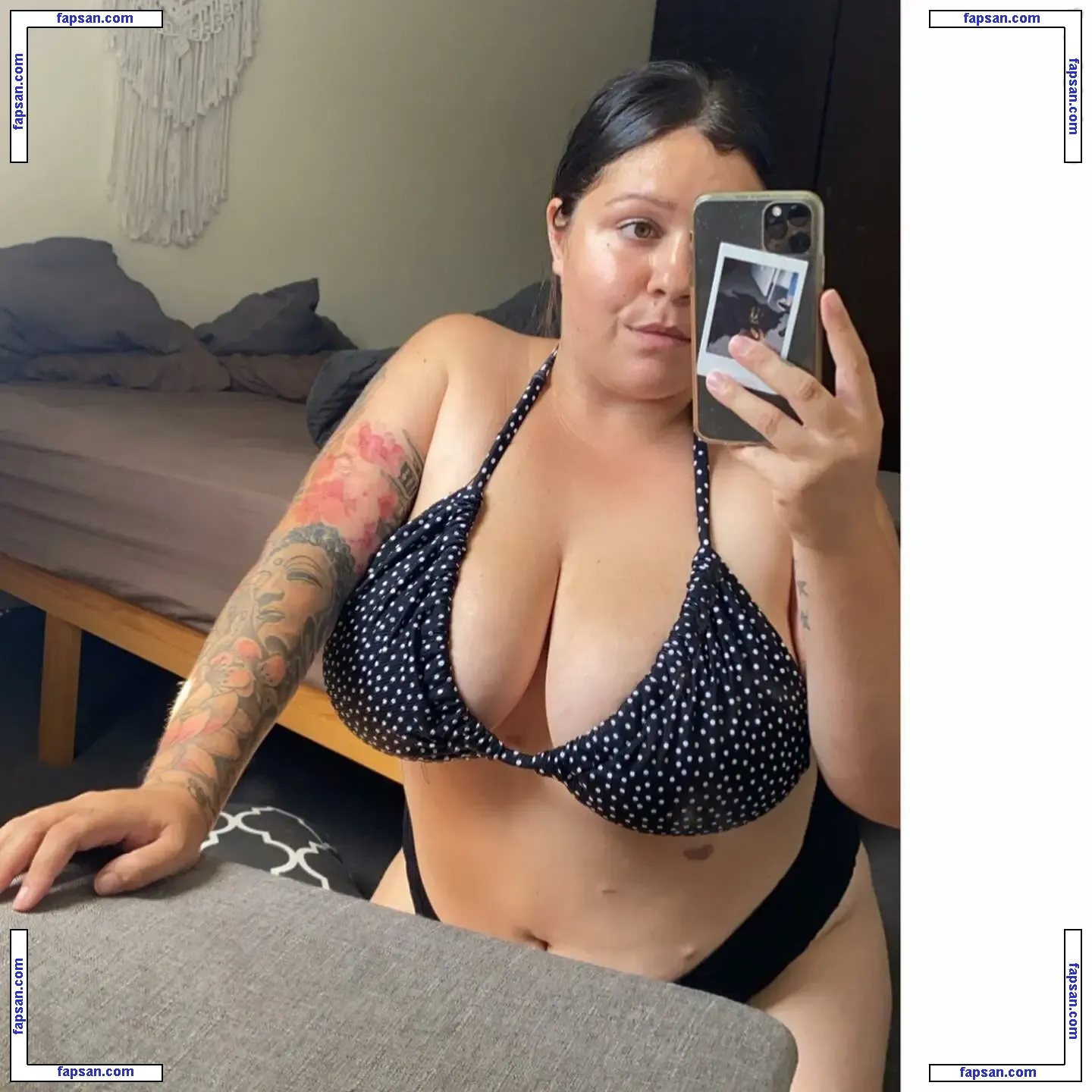 Mirra R nude photo #0017 from OnlyFans