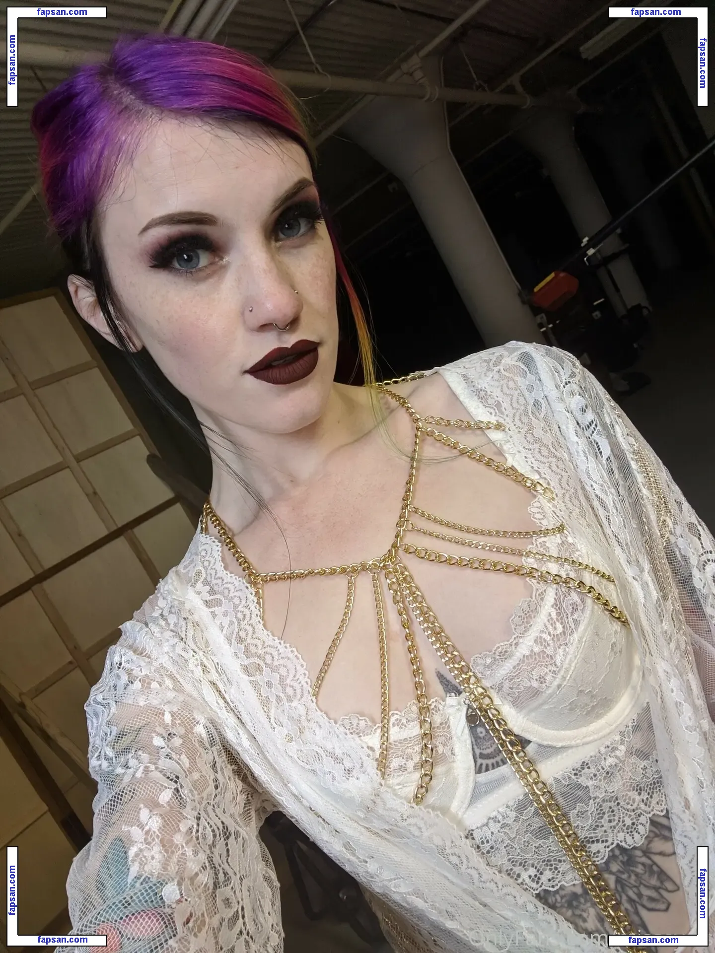 Miss Eydis голая фото #0046 с Онлифанс