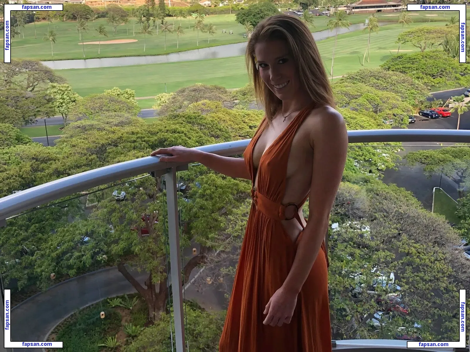 Miss Lizzyy nude photo #0005 from OnlyFans