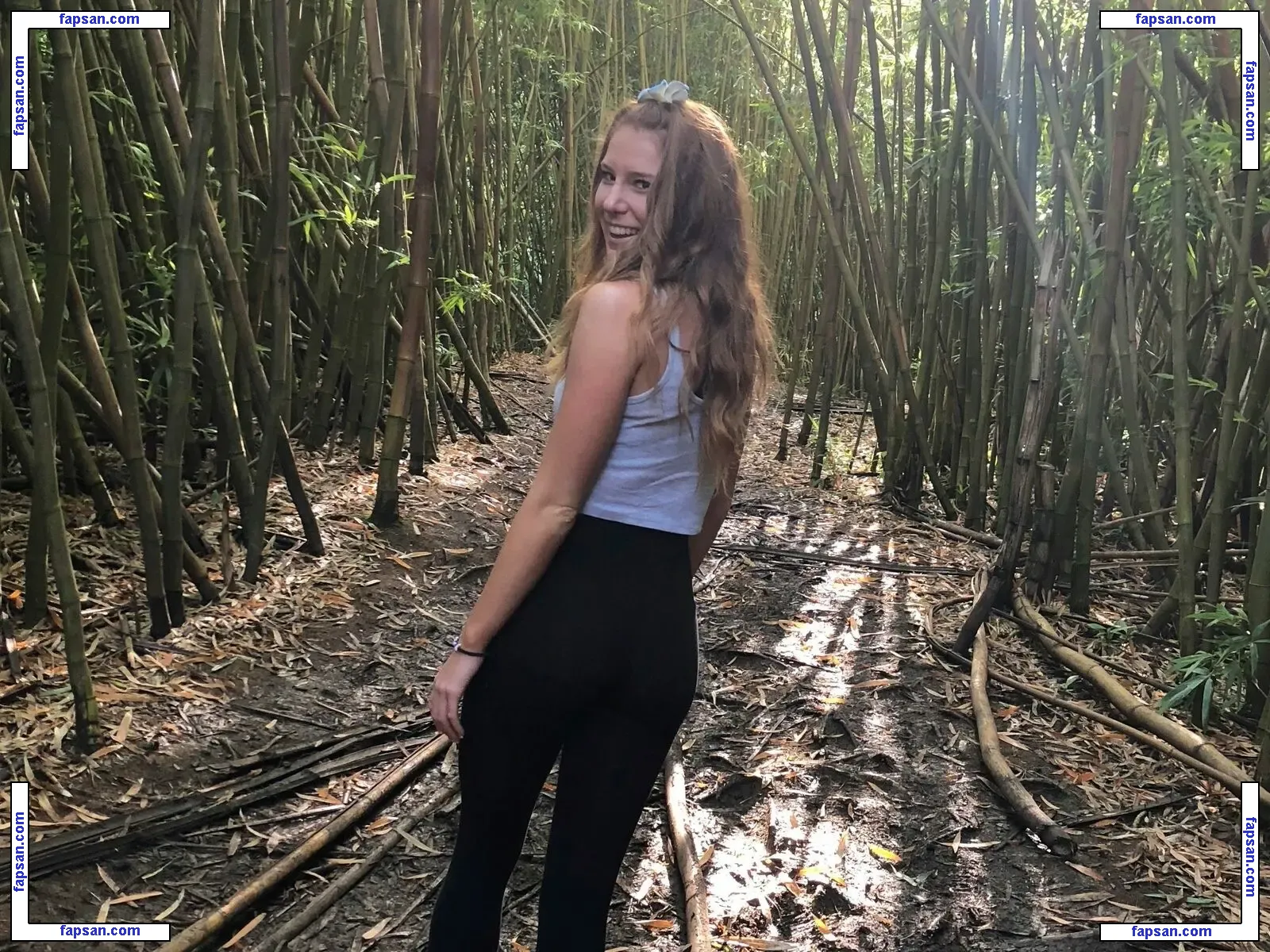 Miss Lizzyy nude photo #0006 from OnlyFans